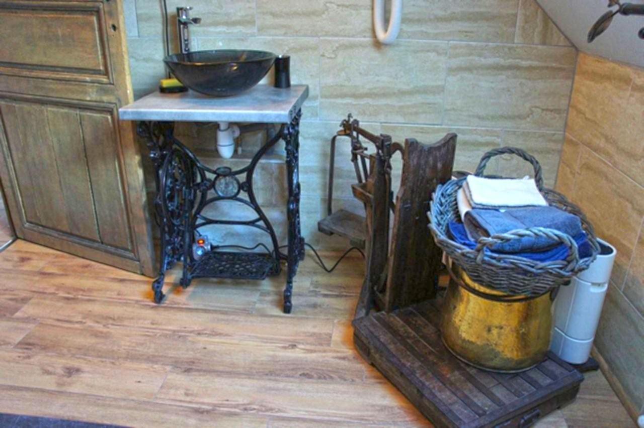 Aux Logis De La Solre Bed & Breakfast Ferriere-la-Petite Bagian luar foto